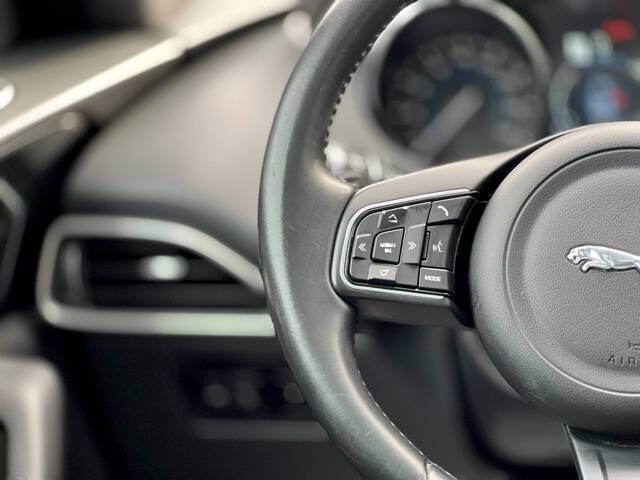 2020 Jaguar F-PACE 25t Premium