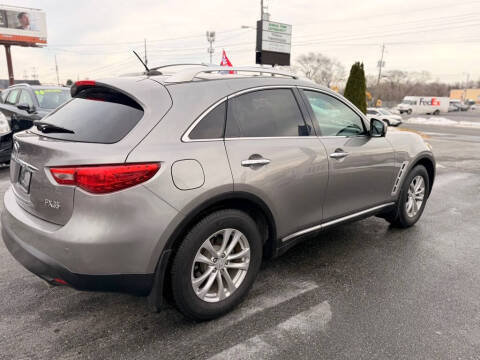 2010 Infiniti FX35