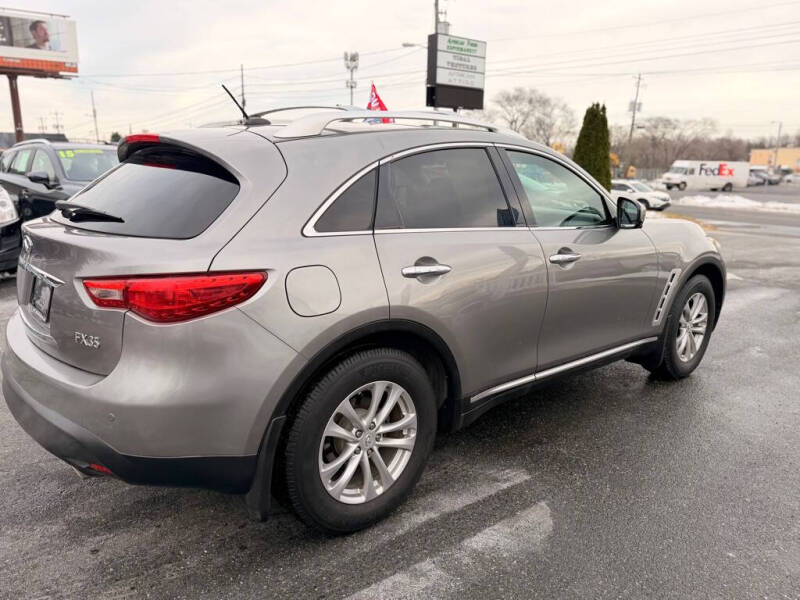 2010 Infiniti FX35