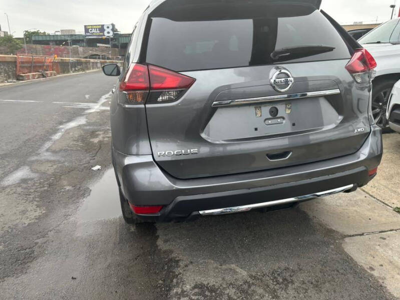 2018 Nissan Rogue