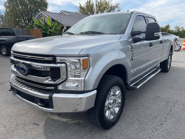 2022 Ford F-350 Super Duty XL's photo