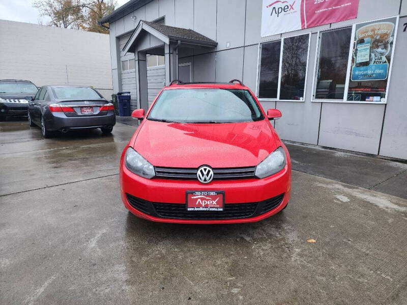 2011 Volkswagen Jetta SportWagen TDI photo 2