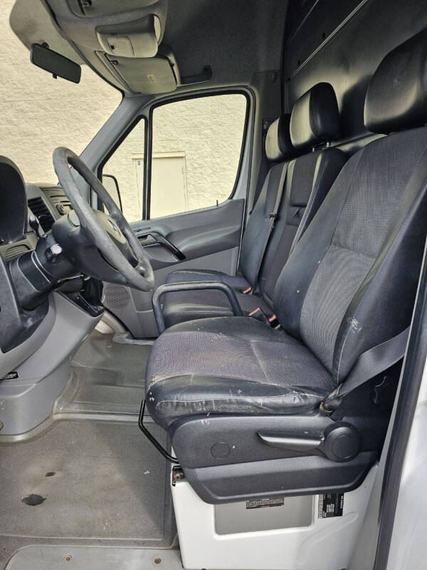 2012 Mercedes-Benz Sprinter Van Base photo 11