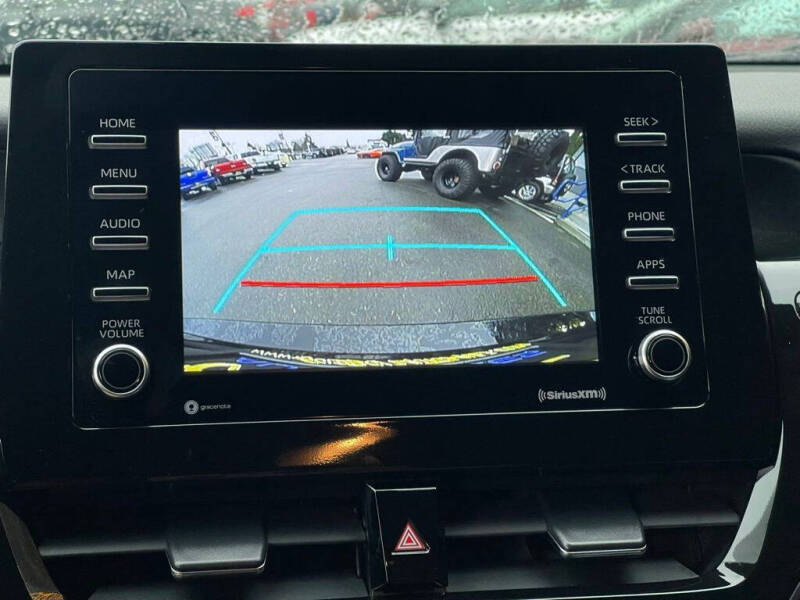 2024 Toyota Camry Hybrid SE