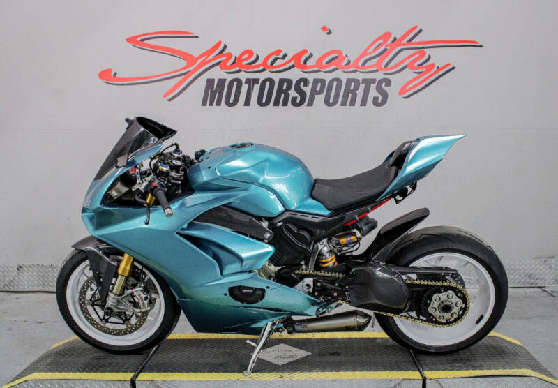 2018 Ducati Panigale V4 S