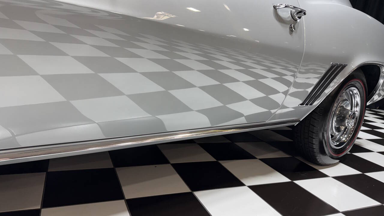 1969 Chevrolet Camaro 27