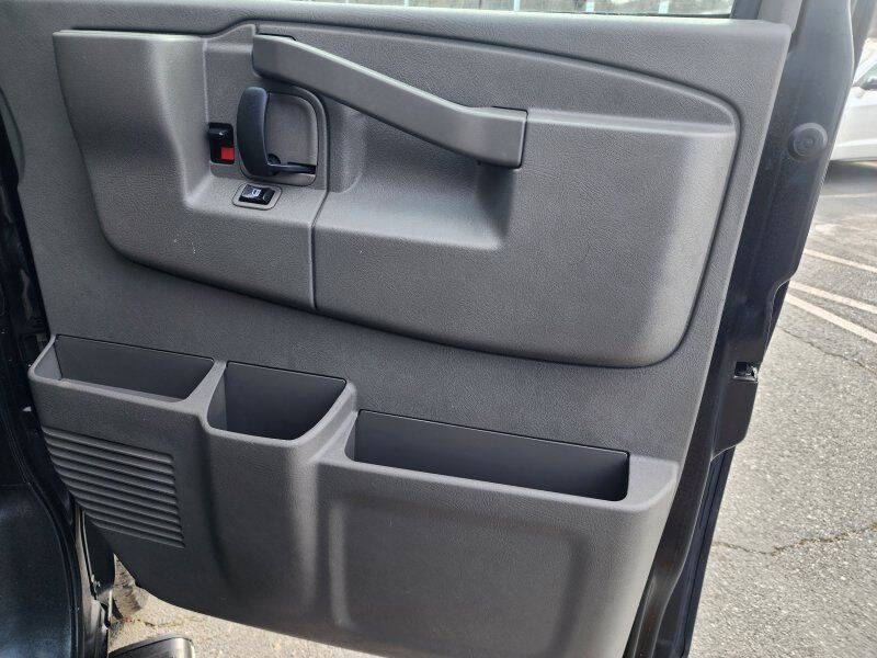 2019 Chevrolet Express LS 3500