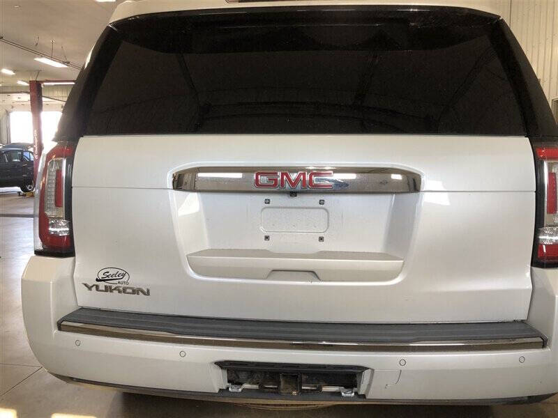 2016 GMC Yukon Denali