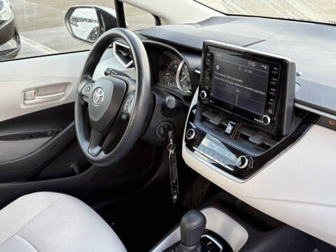 2022 Toyota Corolla LE