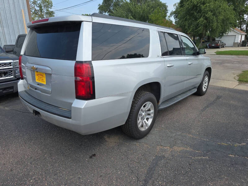 2016 Chevrolet Suburban LT