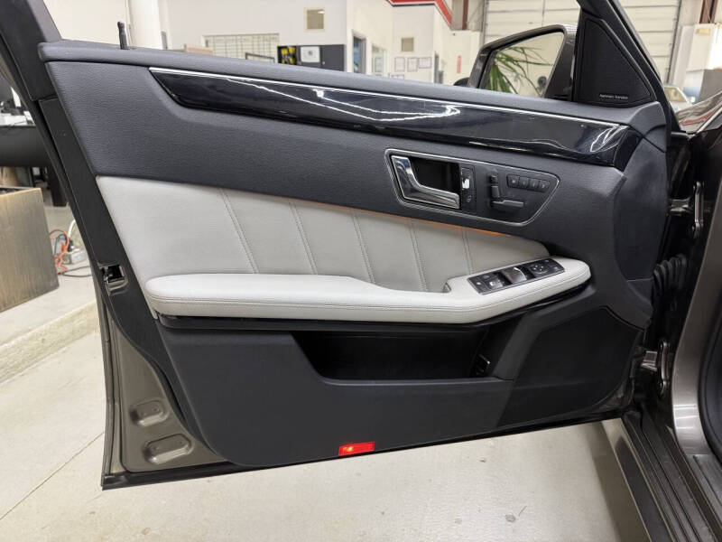2010 Mercedes-Benz E-Class