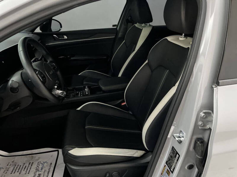 2025 Kia K5