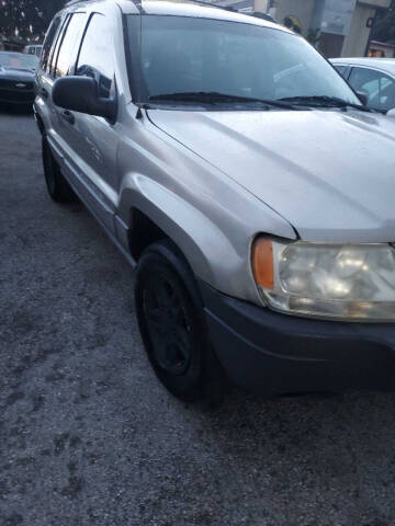 2004 Jeep Grand Cherokee Laredo