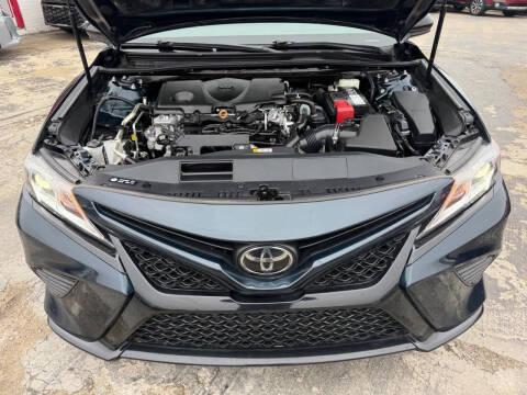 2018 Toyota Camry SE