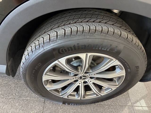 2024 Mercedes-Benz GLC 28