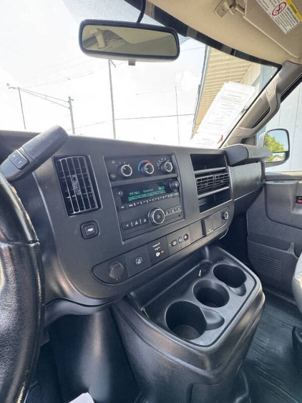 2021 Chevrolet Express 2500