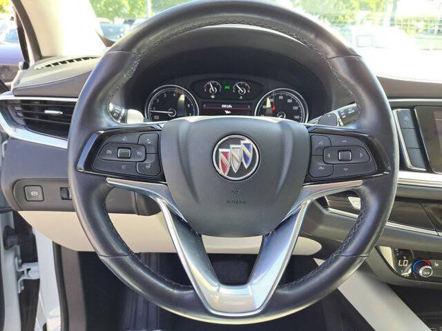 2024 Buick Enclave Essence