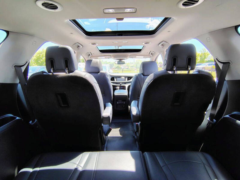 2018 Buick Enclave Essence