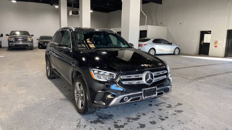 2021 Mercedes-Benz GLC GLC300's photo