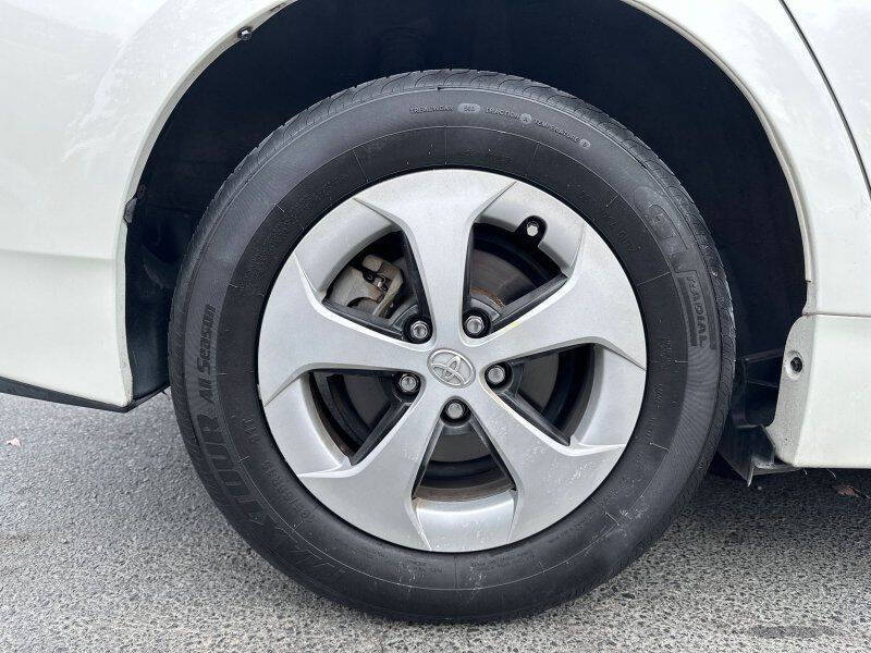 2013 Toyota Prius Two