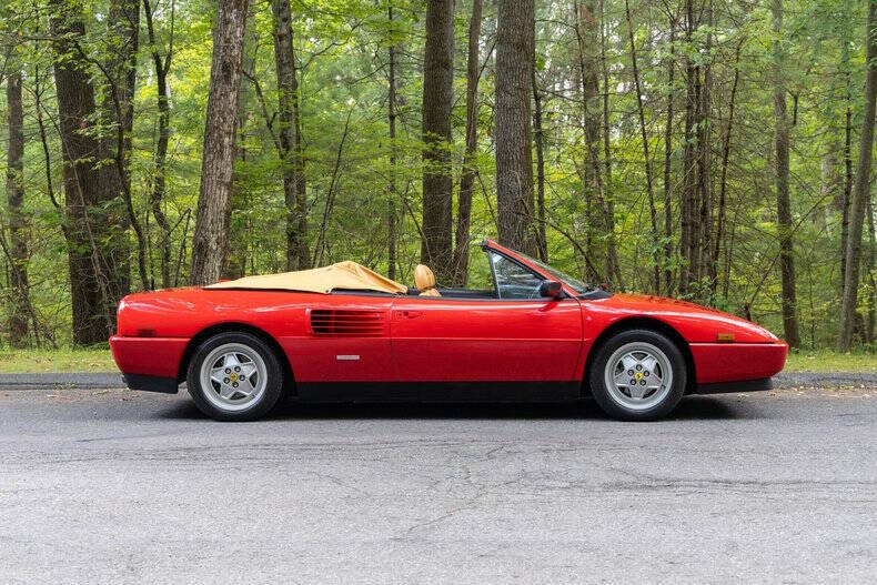 1989 Ferrari Mondial T