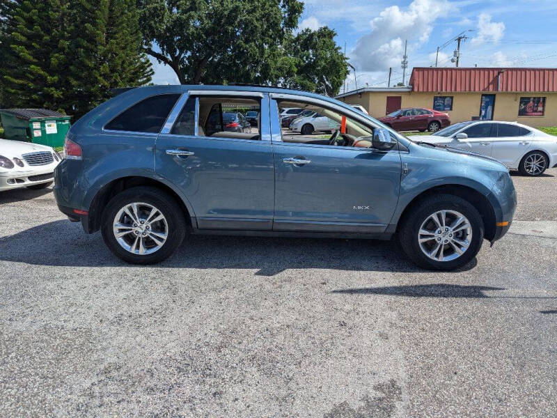 2010 Lincoln MKX Base photo 6