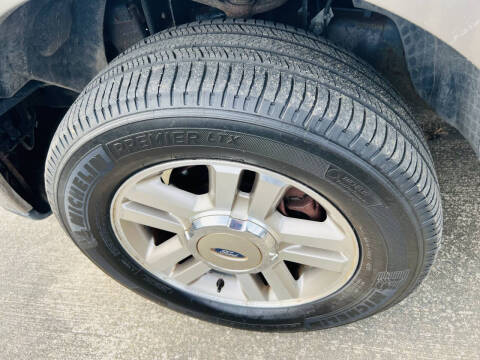 2005 Ford F-150 Lariat