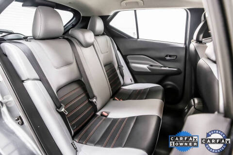 2022 Nissan Kicks SR