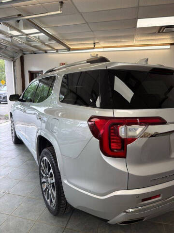 2020 GMC Acadia Denali