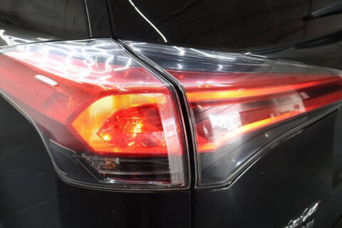 2018 Toyota RAV4 Hybrid XLE