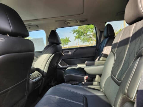 2025 Infiniti QX80 Sensory