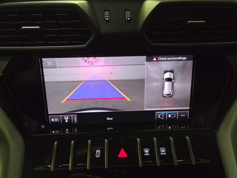2020 Lamborghini Urus