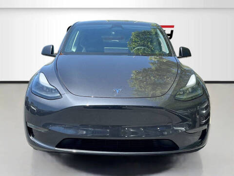 2025 Tesla Model Y Long Range