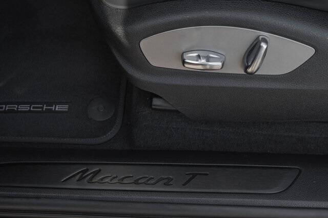2023 Porsche Macan T
