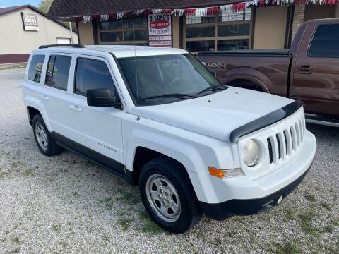 2014 Jeep Patriot for sale at G LONG'S AUTO EXCHANGE in Brazil IN