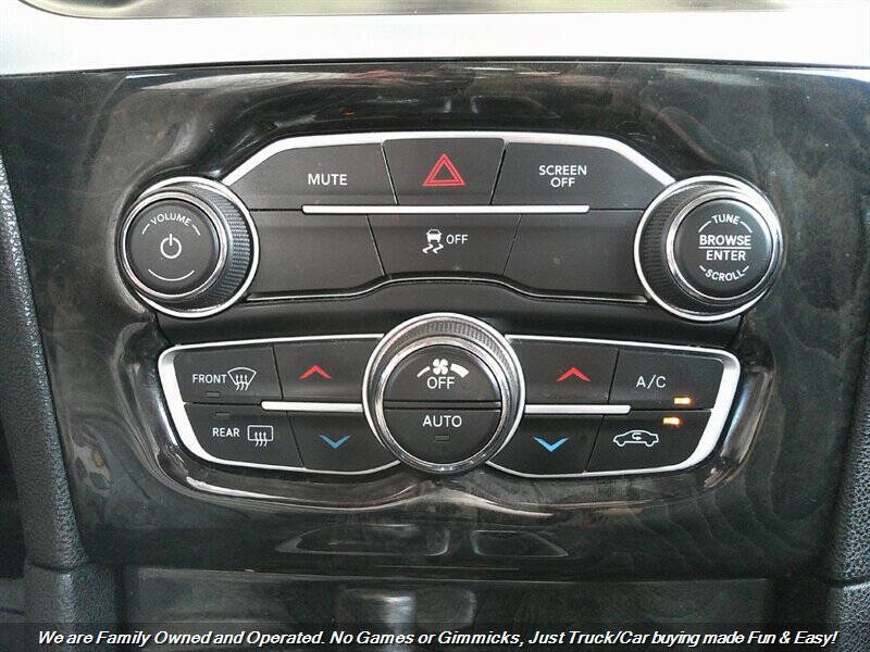 2019 Chrysler 300 Limited