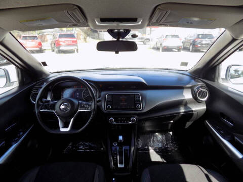 2020 Nissan Kicks SV