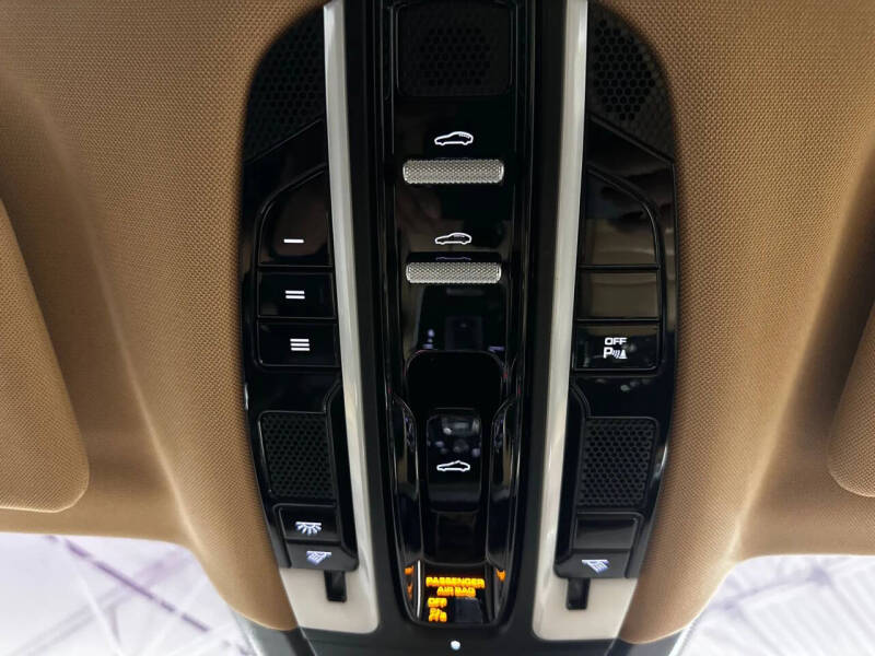 2018 Porsche Panamera