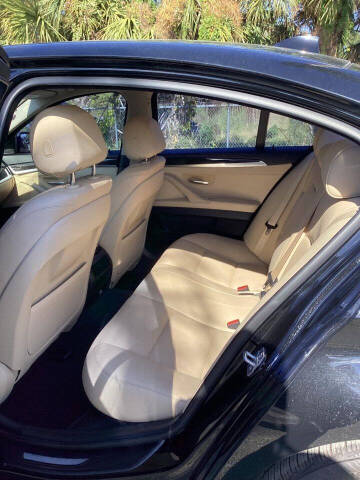 2016 BMW 5 Series 528i