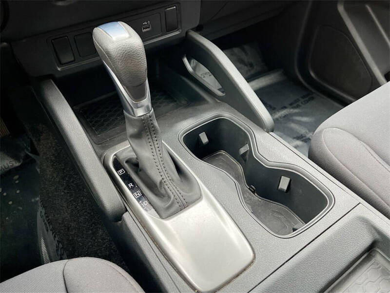 2022 Nissan Frontier S