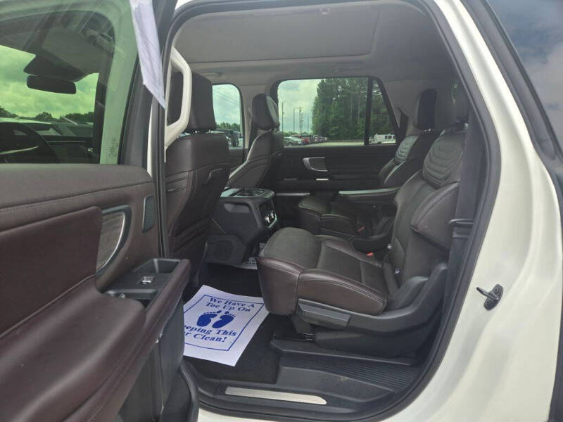 2025 Ford Expedition MAX Platinum