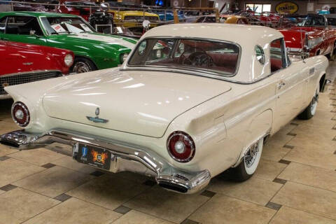 1957 Ford Thunderbird