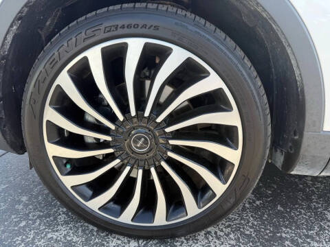 2019 Lincoln Nautilus Black Label