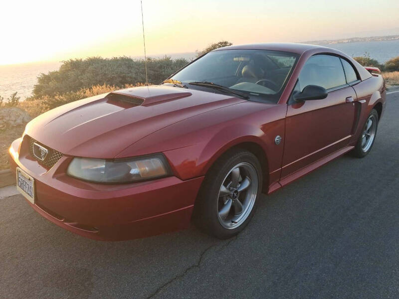 2004 Ford Mustang GT Deluxe
