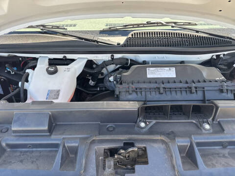 2024 Chevrolet Express 2500