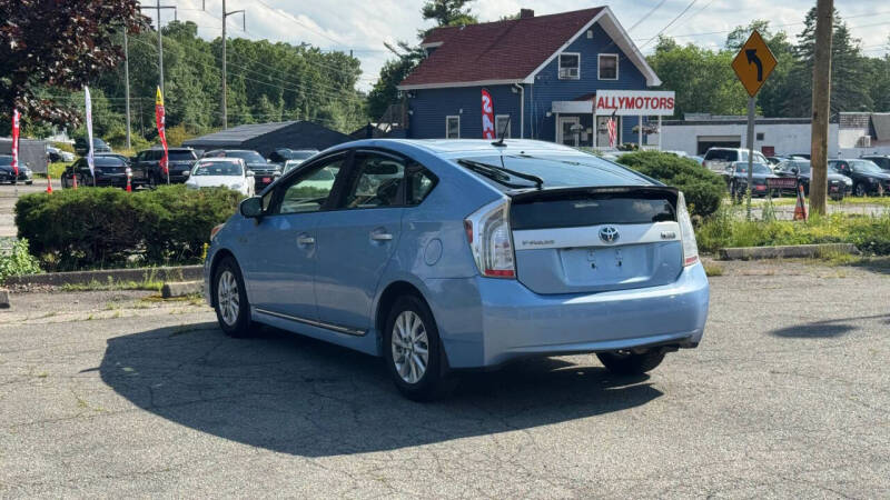 2012 Toyota Prius Plug-in Hybrid
