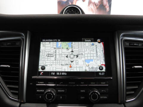 2016 Porsche Macan S