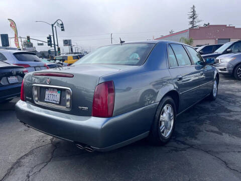 2005 Cadillac DeVille