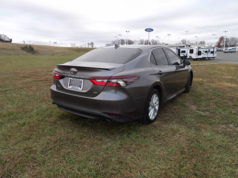 2022 Toyota Camry LE