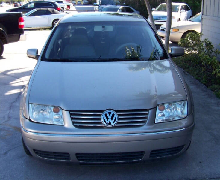 2005 Volkswagen Jetta GLS photo 3